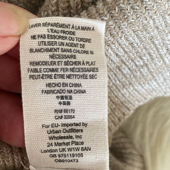 Free People Heathered Beige Knit Pullover Sweater Sz XS Stretchy-Like a New - Picture 7 of 8